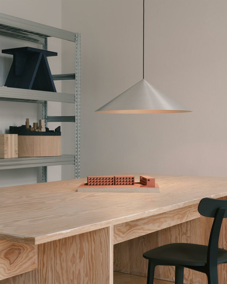 wastberg W221 Lighting