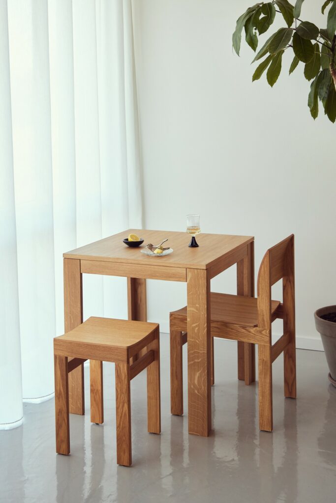 Form and Refine Sonder chair