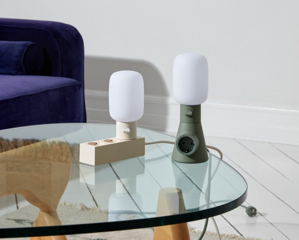 Pedestal_Power_Base_Power_Bar_Plug-in_Lamp_